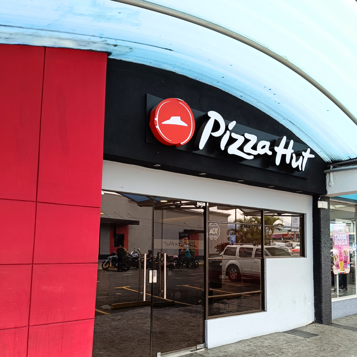 Pizza Hut